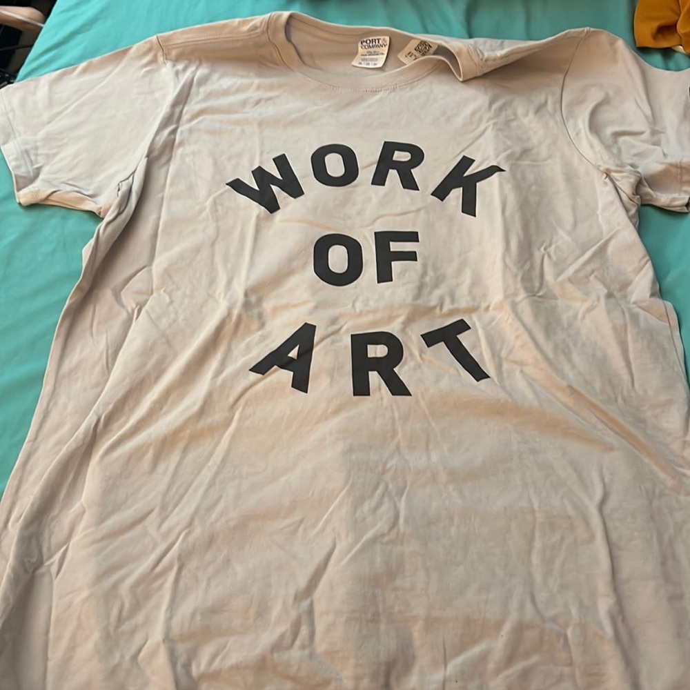 Graphic tee